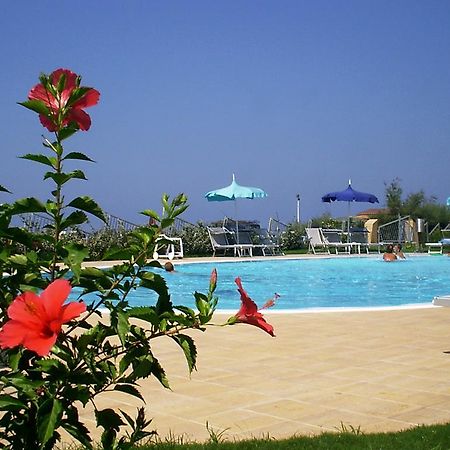 Meridian Hotel Ґуардія-П'ємонтезе-Терме Екстер'єр фото