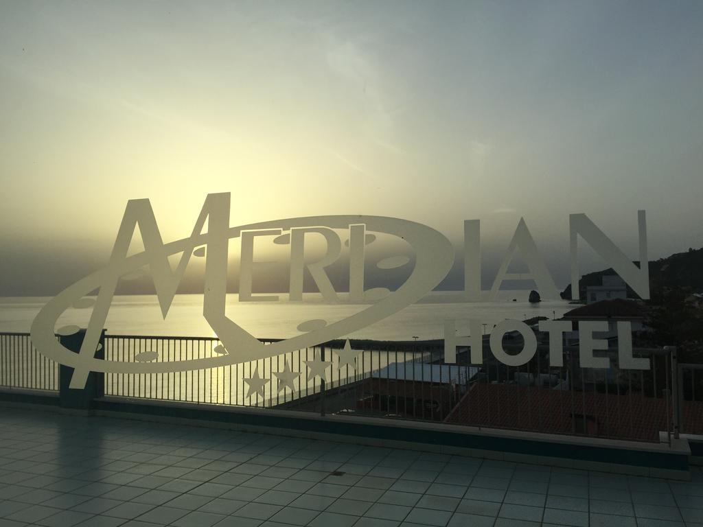 Meridian Hotel Ґуардія-П'ємонтезе-Терме Екстер'єр фото